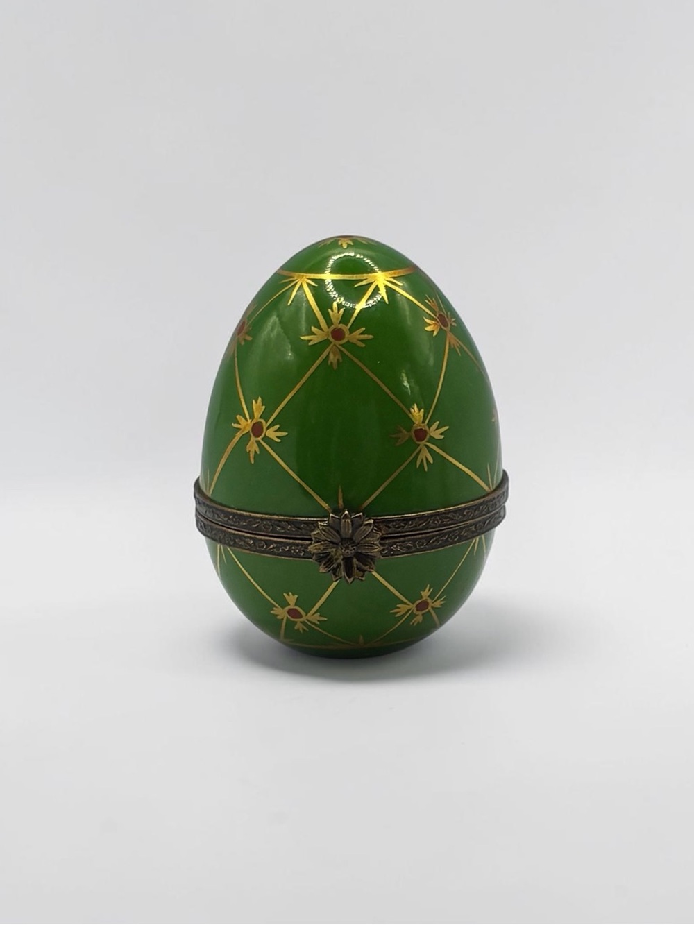 Limoges France Dรฉcor Main Green Gold Porcelain Egg Trinket Box